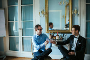 vorbereitung bräutigam hochzeit