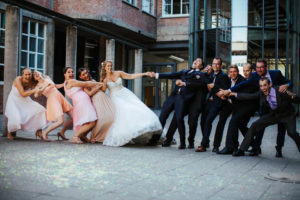 gruppenfotos hochzeit